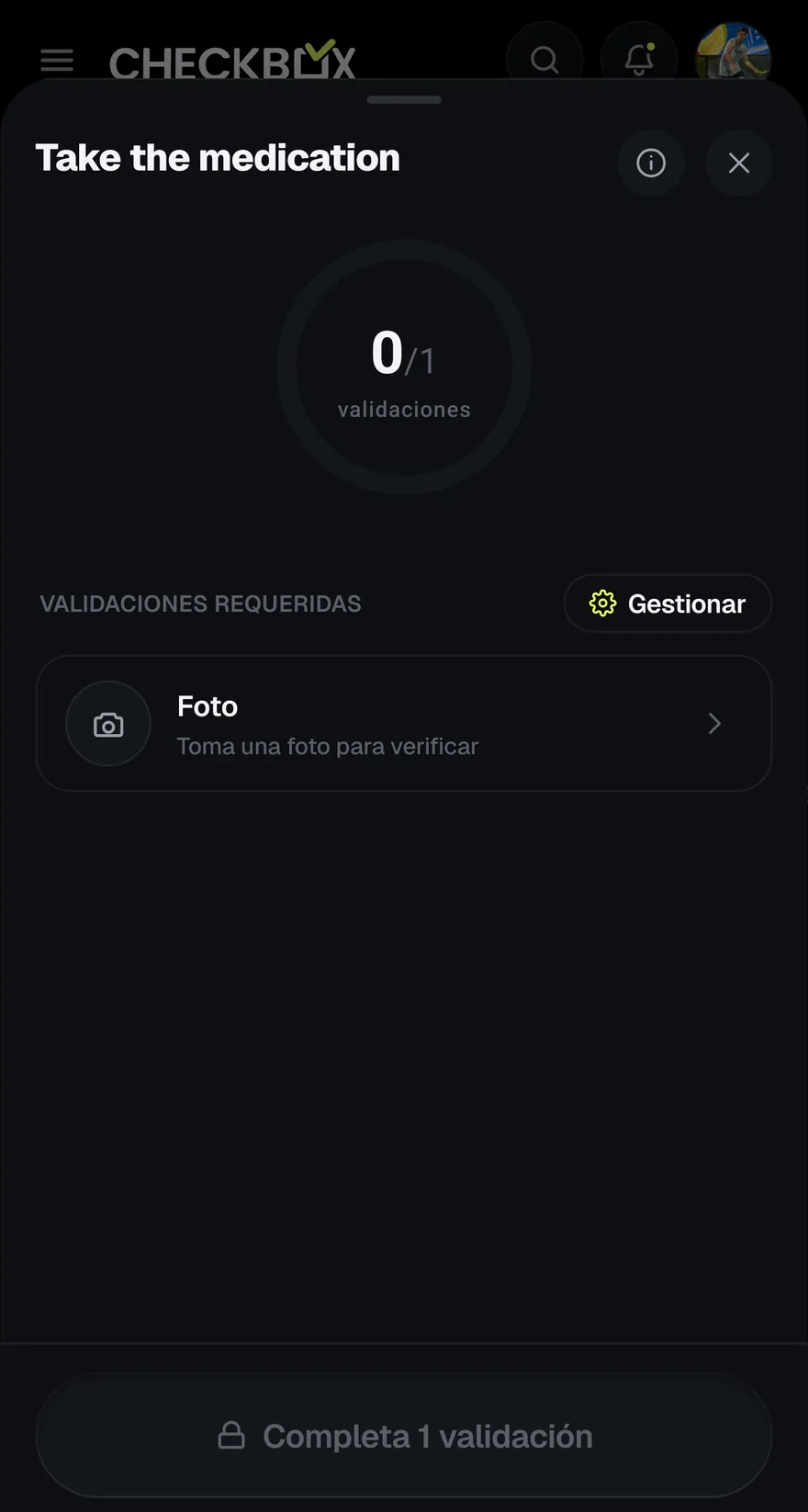 Un Checkbox que no se puede marcar: cero de una validaciones, la foto exigida debajo, y una barra de completar bloqueada.
